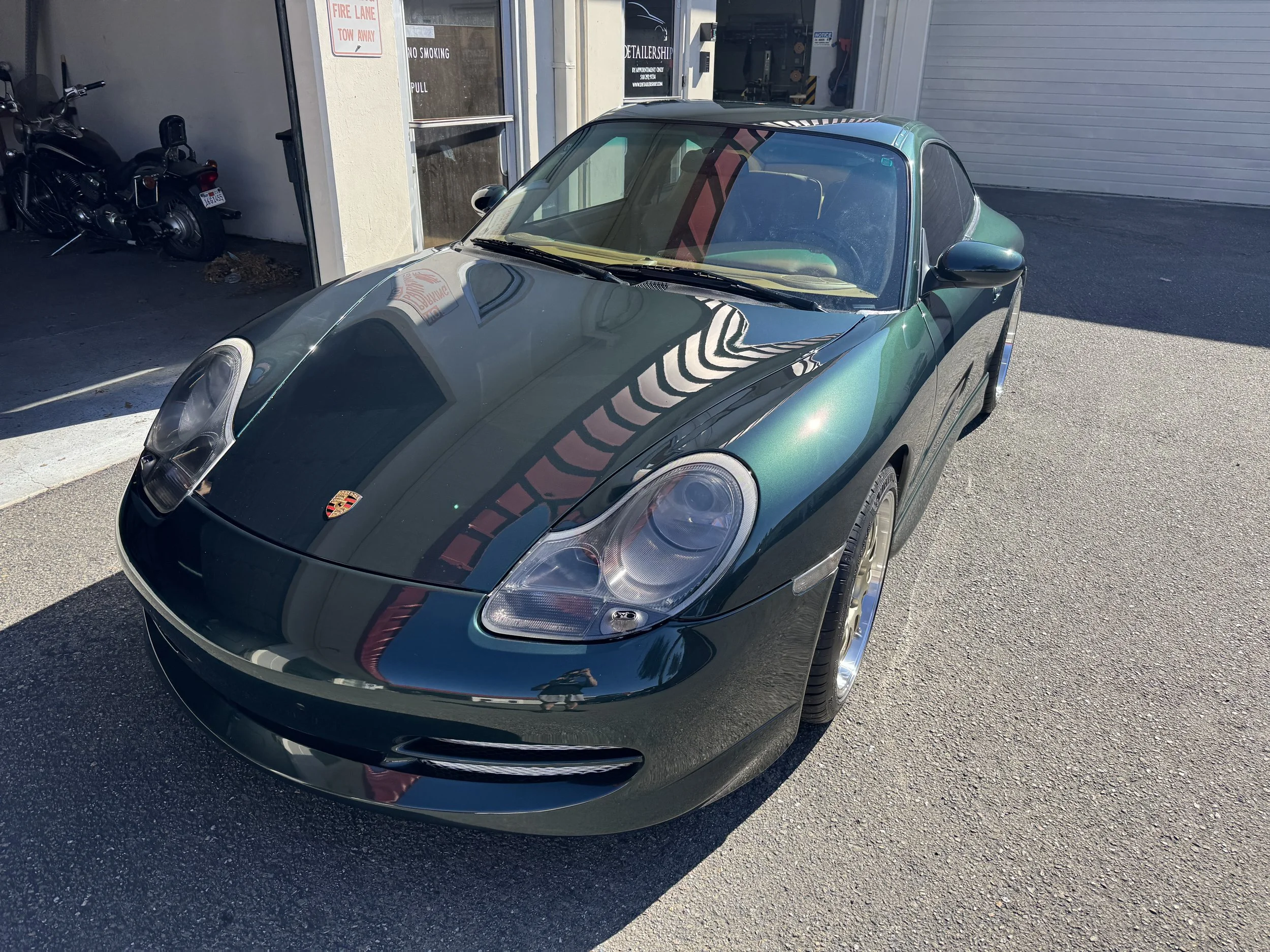 廃盤  バード ベビー ライトグリーン 1999 Porsche 911 Carrera (Forest Green Metallic) — DETAILERSHIP™